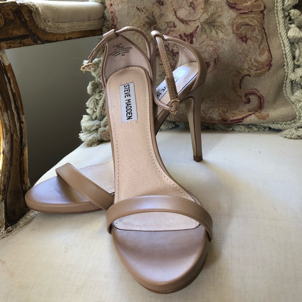 Steve Madden - STECY heels / Nude / Size 8 / New